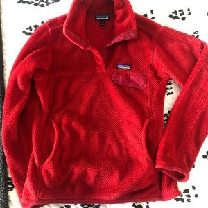 Patagonia women’s pullover fleece jacket.